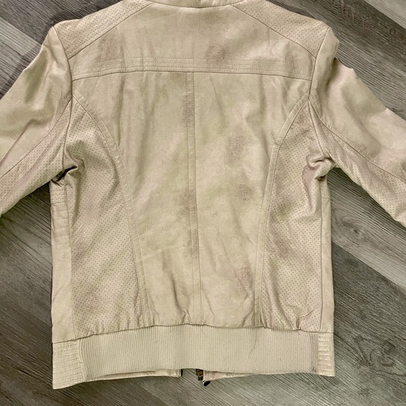 Woman’s Faux Leather Bomber Jacket - Picture 7 of 7